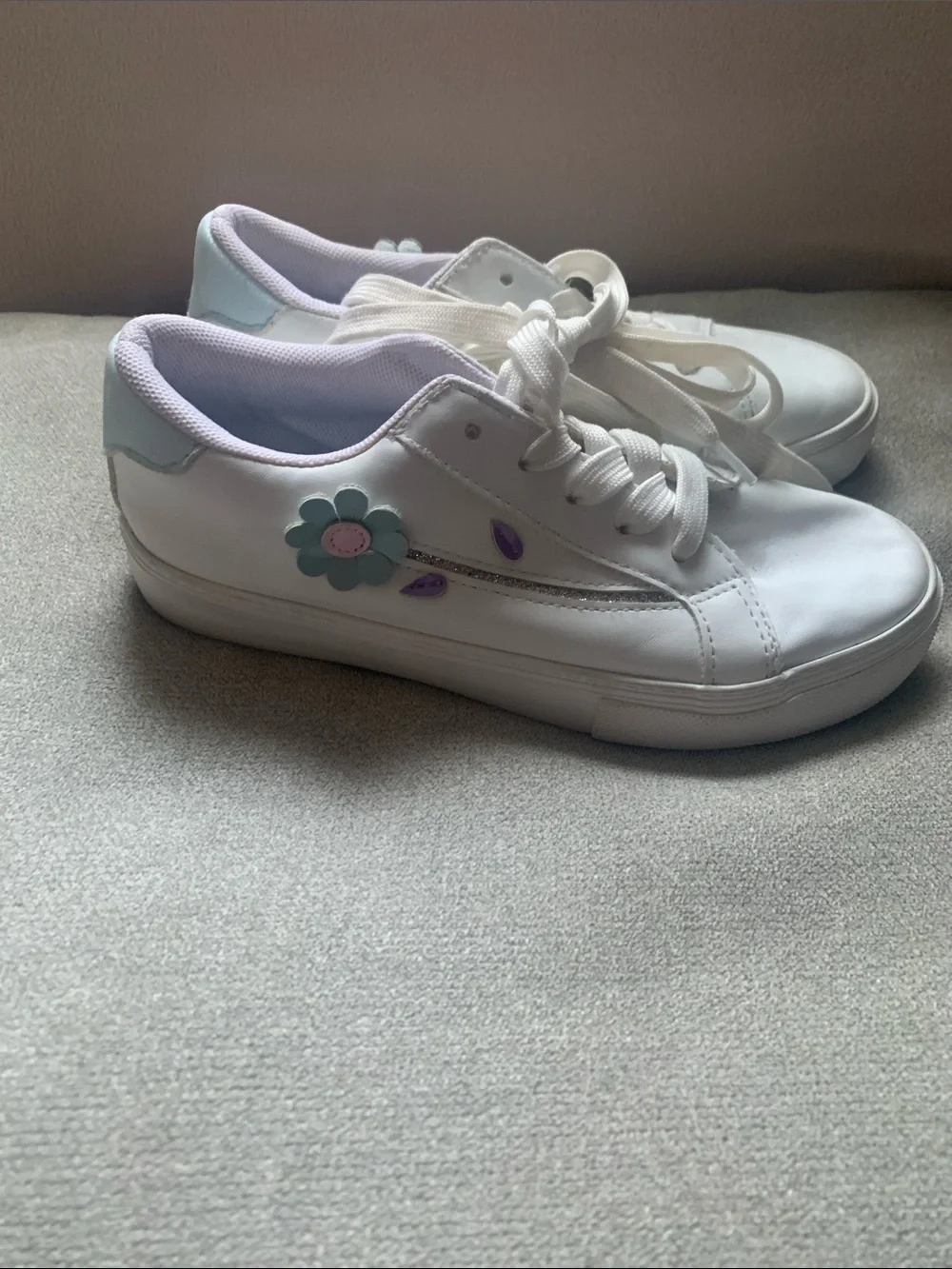 White Low-Top Sneakers with Pastel Flower Accents